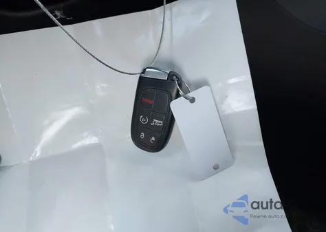 2016 Jeep Cherokee Trailhawk z USA, uszkodzony, nr VIN 1C4PJMBS0GW267616